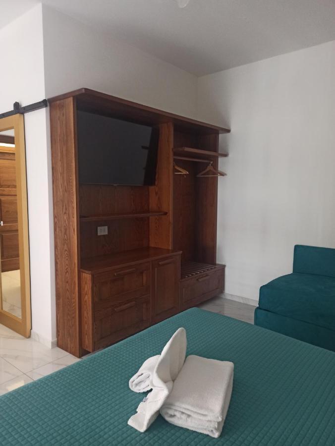 B&B Suite And Rooms San Giovanni Rome Exterior photo